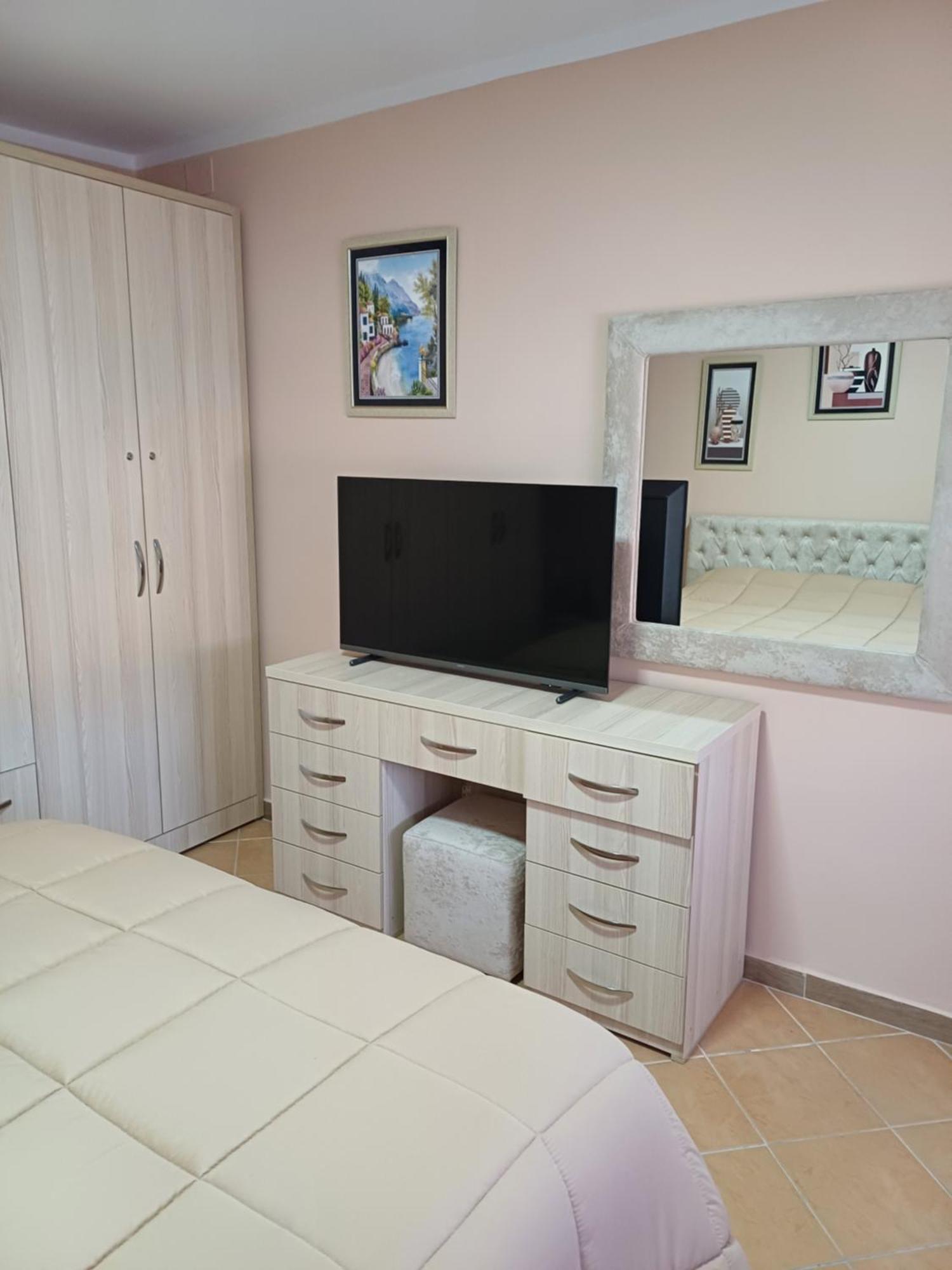 Apartamenti Vero Tirana Exterior foto
